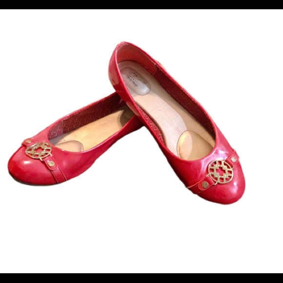 Jessica Simpson Shoes - Jessica Simpson Red Flats with Gold ornament. Woman’s Size 11